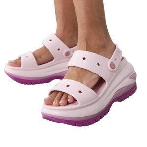Crocs mega crush chunky platform Light Pink barbiecore Slide Sandals size 9 nwot